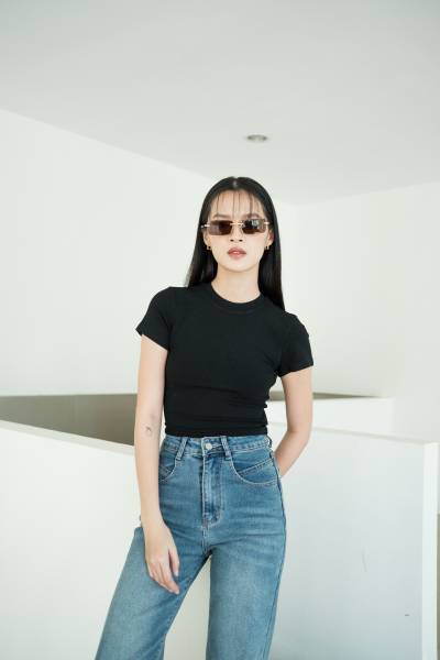 Dillon Crop Top - Black - Baesic Addict