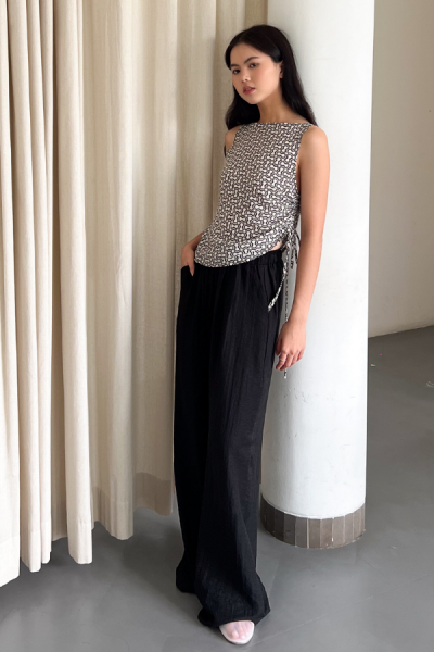 Gary Pants Petite - Black - Baesic Addict