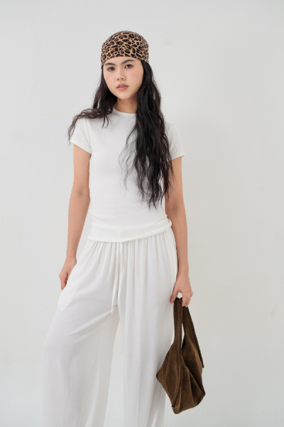 Oneck Tshirt - White - White