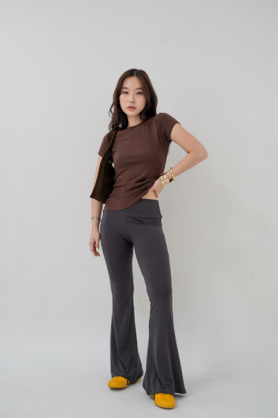 Oneck Tshirt - Brown - Brown