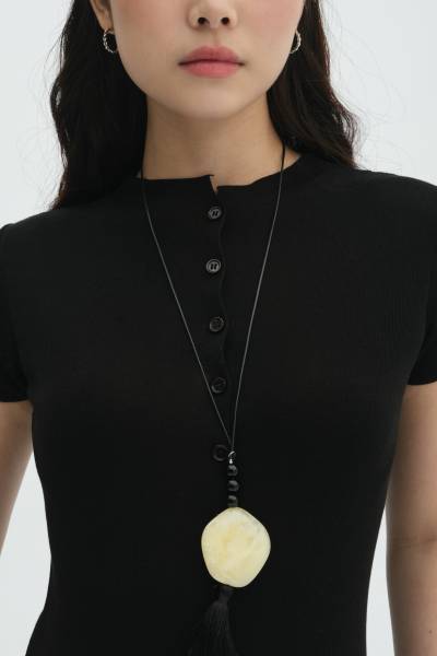 Kana Buttoned Top - Baesic Addict