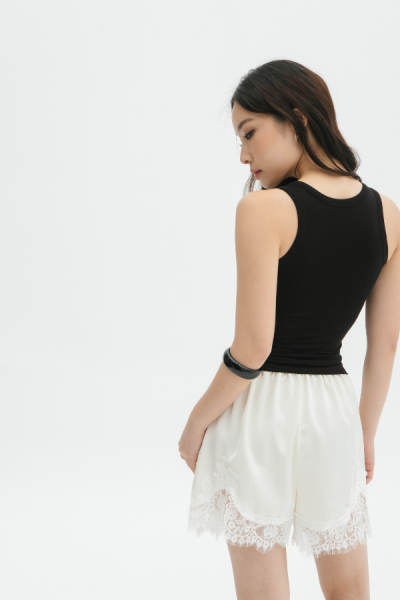 Valley Lace Shorts - Baesic Addict